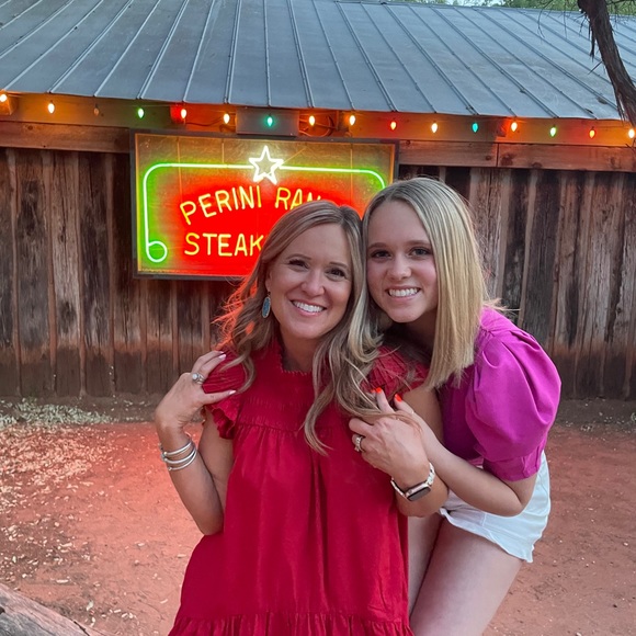 Meet your Posher, Tamara - Picture 1 of 1